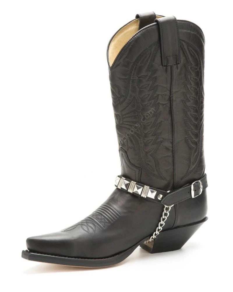 Arneses Rockeros Sendra Cuero Negro Con Tachuelas Estilo Heavy 5 Arneses Rockeros Sendra Cuero Negro Con Tachuelas Estilo Heavy - Imagen 5