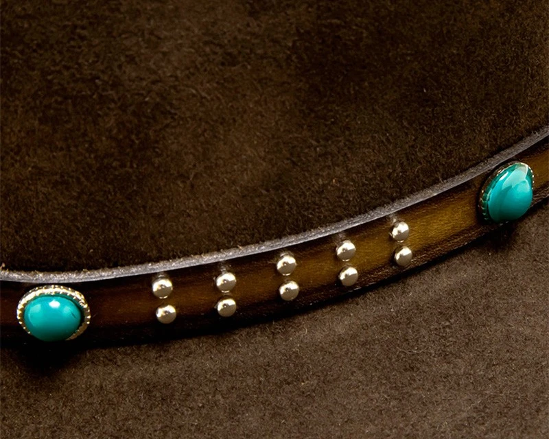 Sombrero Cowboy Estilo Outback Marrón Con Cinta De Cuero Adornada Con Piedras Turquesas 3 Sombrero Cowboy Estilo Outback Marrón Con Cinta De Cuero Adornada Con Piedras Turquesas - Imagen 3