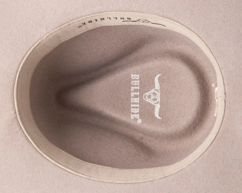 Sombrero Monta Western Color Arena Fieltro Rígido Y Ala Estrecha 2 Sombrero Monta Western Color Arena Fieltro Rígido Y Ala Estrecha - Imagen 2